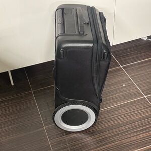 G-RO Black Rolling Carry on Luggage Suitcase